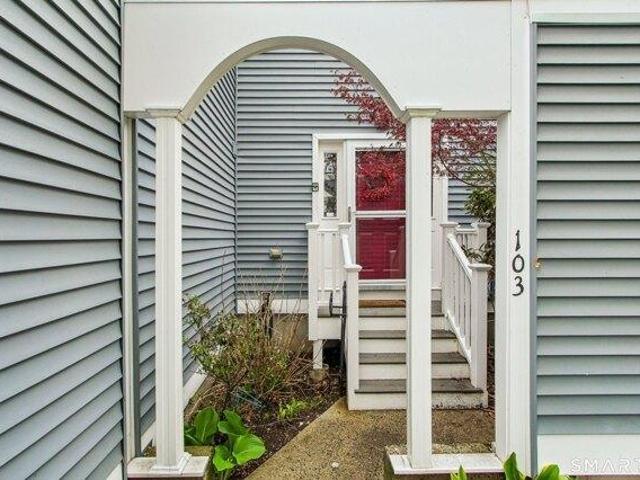 house with 2 bedroom, North Branford CT ES105423692