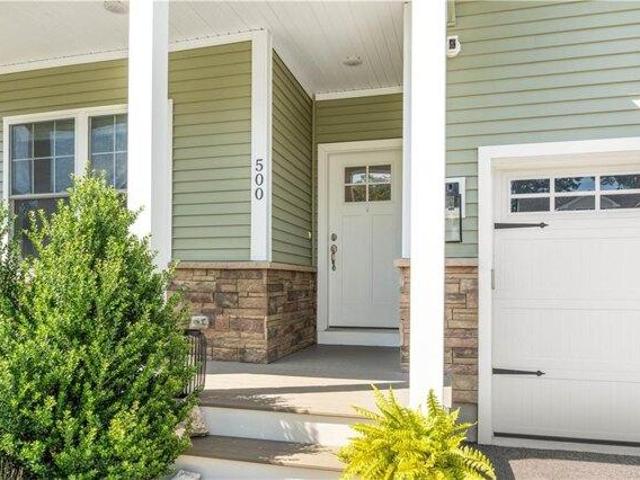 house with 2 bedroom, North Kingstown RI ES104905663