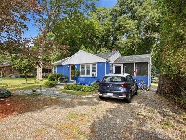 house with 2 bedroom, North Kingstown RI ES105560672