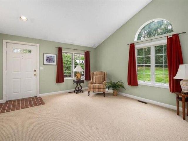 house with 2 bedroom, North Kingstown RI ES105678964