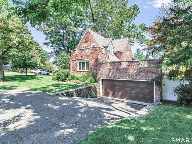house with 2 bedroom, Norwalk CT ES105414415