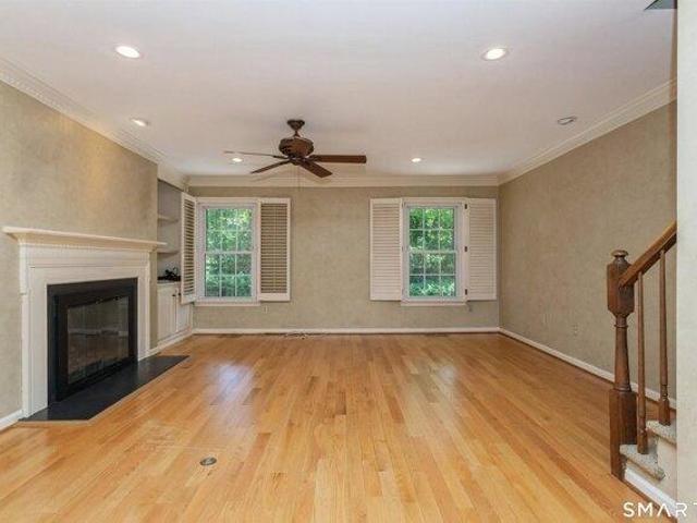 house with 2 bedroom, Norwalk CT ES105562290
