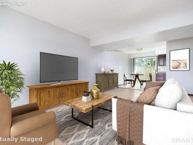house with 2 bedroom, Norwalk CT ES105573942