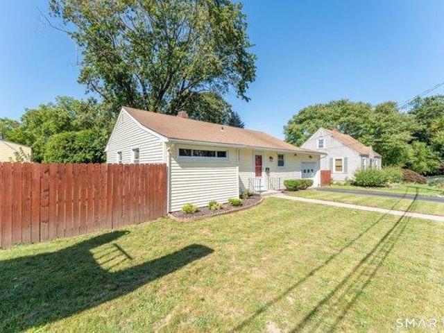 house with 2 bedroom, Norwich CT ES105649209