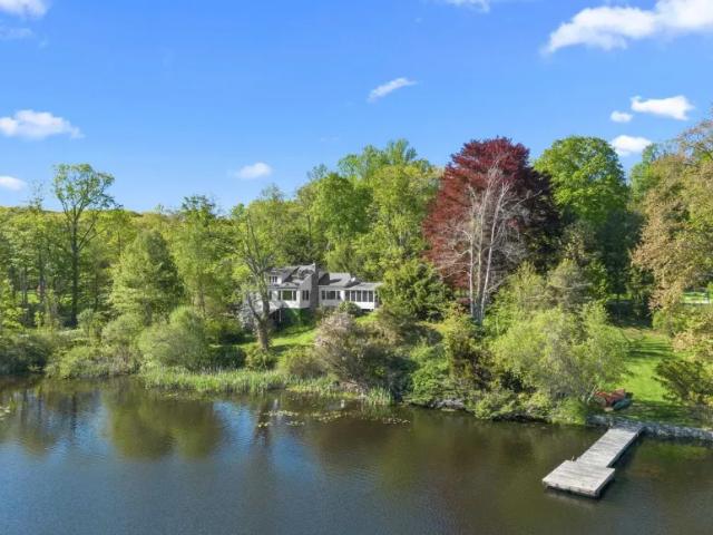 house with 2 bedroom, NY NY DLS102715855