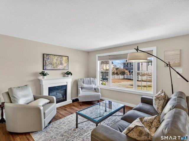 house with 2 bedroom, Old Saybrook CT ES104852756