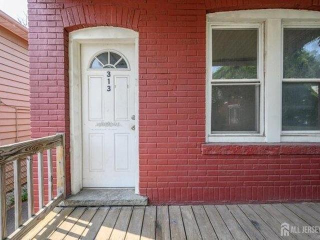 house with 2 bedroom, Perth Amboy NJ ES105276691