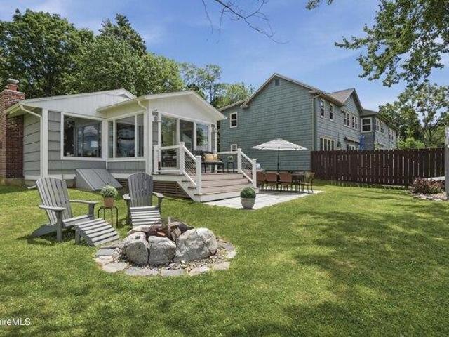 house with 2 bedroom, Pittsfield MA ES104570657