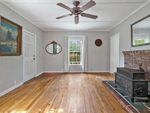 house with 2 bedroom, Portland ME ES105723646