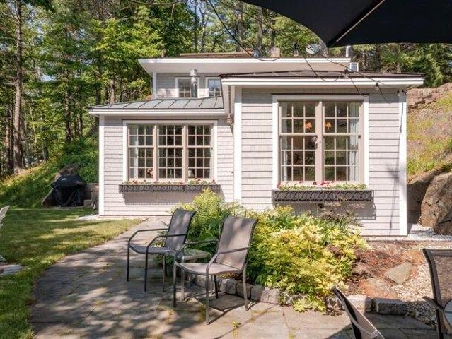 house with 2 bedroom, Portland ME ES105886563