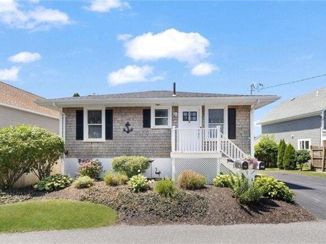 house with 2 bedroom, Portsmouth RI ES104831252