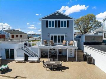 house with 2 bedroom, Portsmouth RI ES103442917