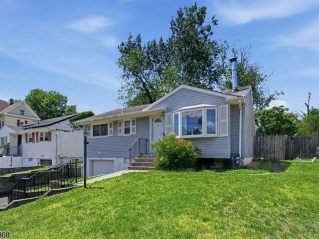 house with 2 bedroom, Plainfield NJ ES105316367