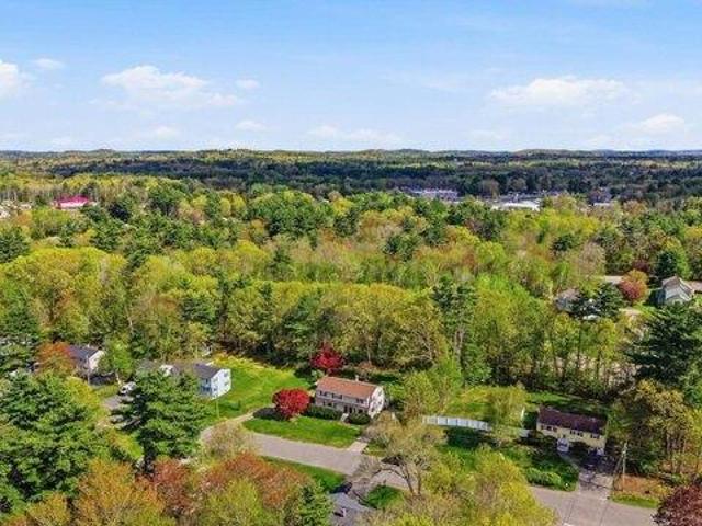 house with 2 bedroom, Plaistow NH ES104514796