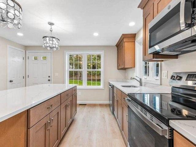 house with 2 bedroom, Plymouth MA ES105798598