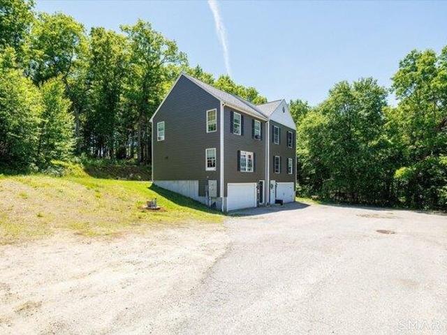 house with 2 bedroom, Putnam CT ES104408870