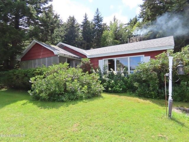 house with 2 bedroom, Readsboro VT ES105515573
