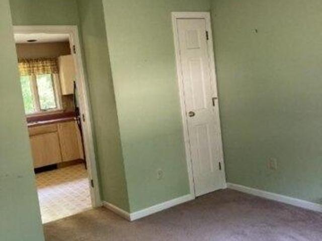 house with 2 bedroom, Rochester NH ES105439449