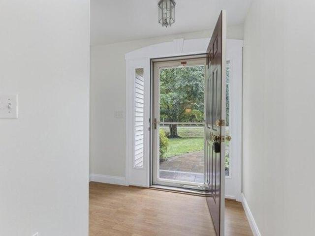 house with 2 bedroom, Scarborough ME ES105830765