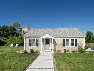 house with 2 bedroom, Sandwich MA ES103444827