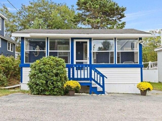 house with 2 bedroom, Saco ME ES105868546