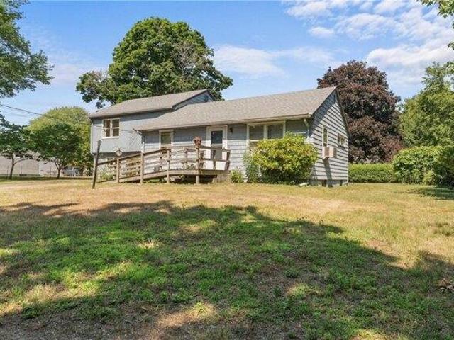 house with 2 bedroom, Seekonk MA ES104833110