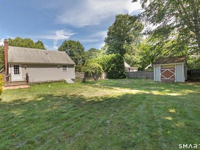 house with 2 bedroom, Shelton CT ES105416720