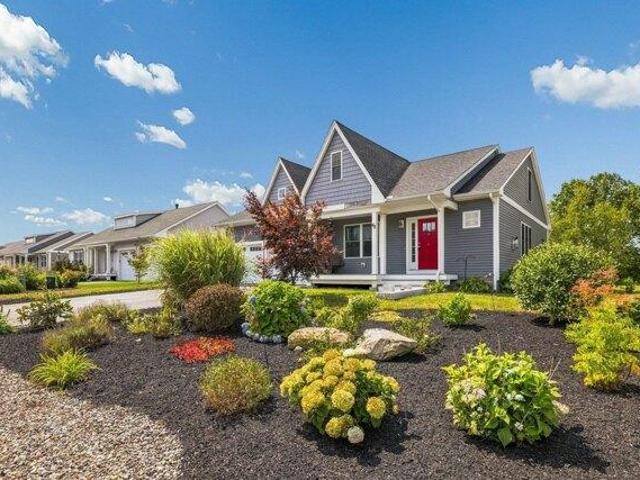 house with 2 bedroom, Somersworth NH ES105534859