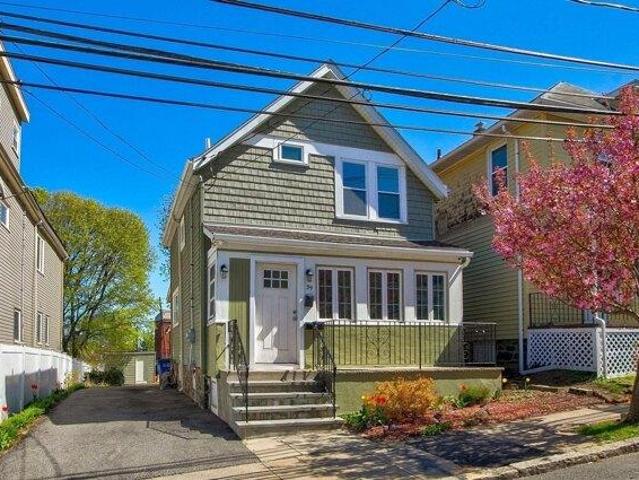 house with 2 bedroom, Somerville MA ES105438732