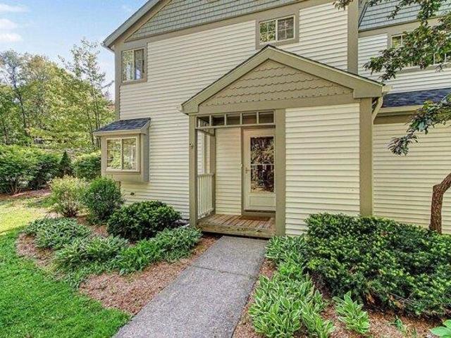 house with 2 bedroom, South Burlington VT ES105678478