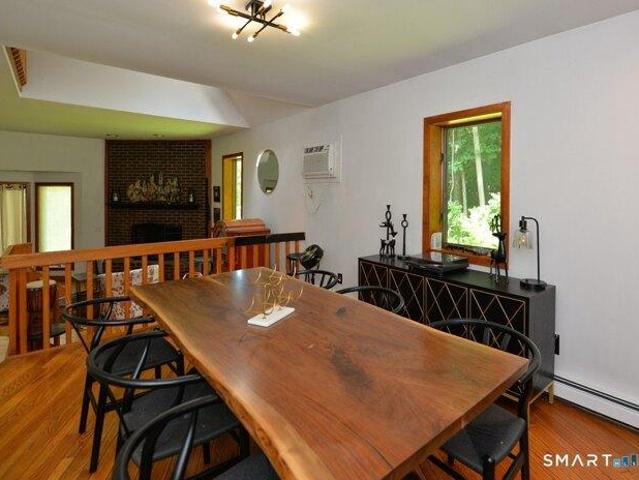 house with 2 bedroom, Southbury CT ES105441168