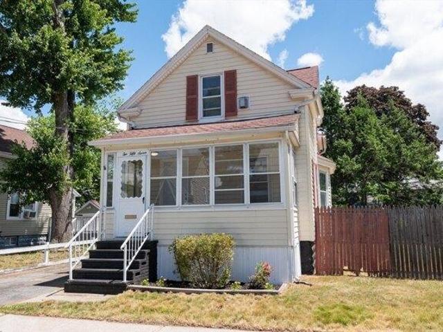 house with 2 bedroom, Springfield MA ES104606592