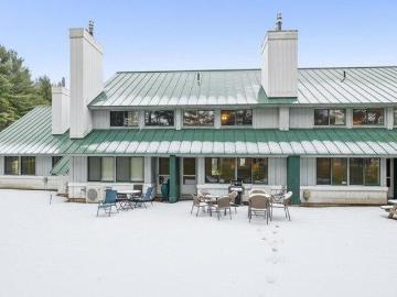 house with 2 bedroom, Stowe VT DS103160155