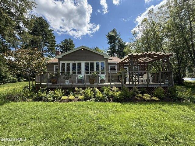 house with 2 bedroom, Stockbridge MA ES105477265