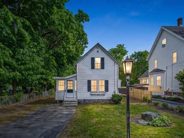 house with 2 bedroom, Stoneham MA ES104479630
