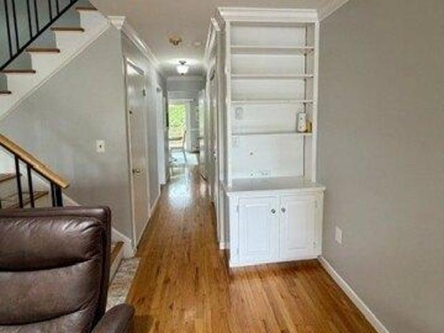 house with 2 bedroom, Stamford CT ES104810874