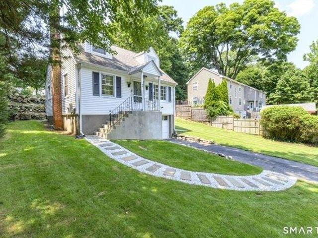 house with 2 bedroom, Stamford CT ES105478314