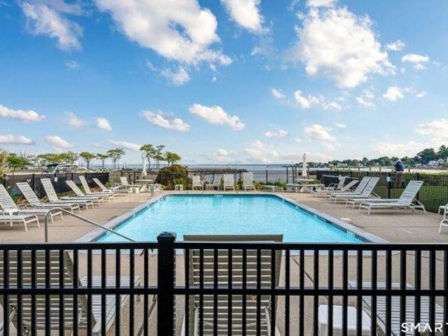 house with 2 bedroom, Stamford CT ES105413928