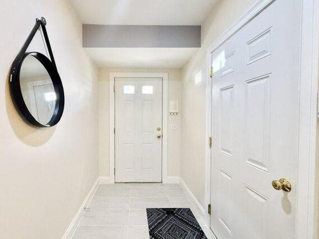 house with 2 bedroom, Stamford CT ES105425272