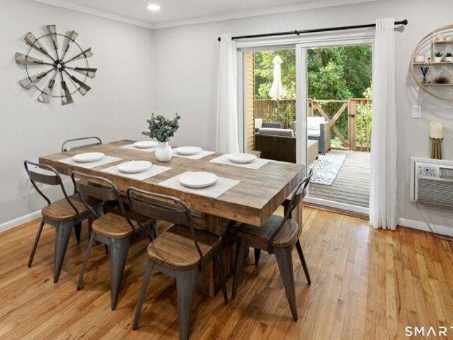 house with 2 bedroom, Stamford CT ES105550538