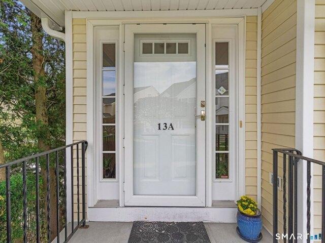house with 2 bedroom, Stamford CT ES105552941