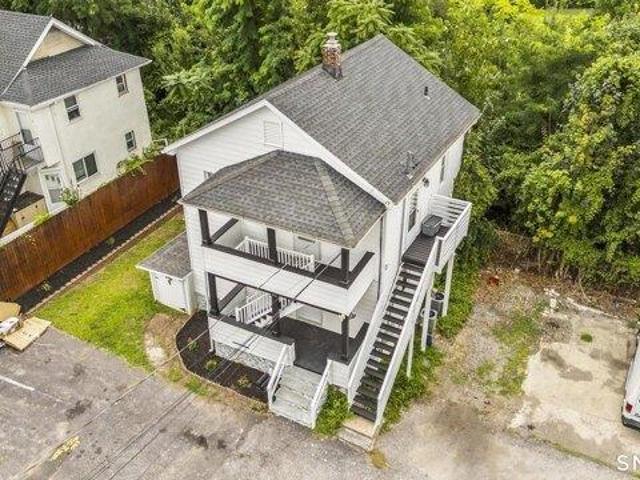house with 2 bedroom, Stamford CT ES105587836