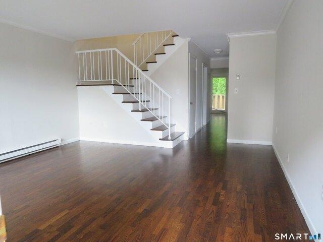 house with 2 bedroom, Stamford CT ES105589565
