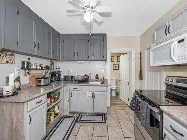 house with 2 bedroom, Sterling MA ES105384365