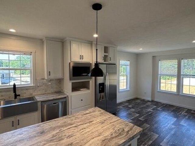 house with 2 bedroom, Sturbridge MA ES105651928