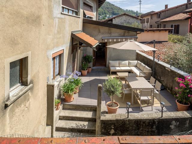 House with 3.5 rooms on sale in Morbio Superiore 105 m² | dreamo. Ch