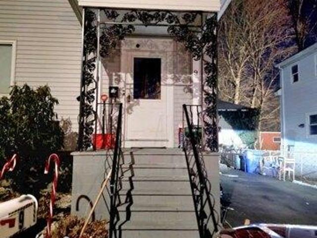 house with 3 bedroom, Taunton MA ES105496238