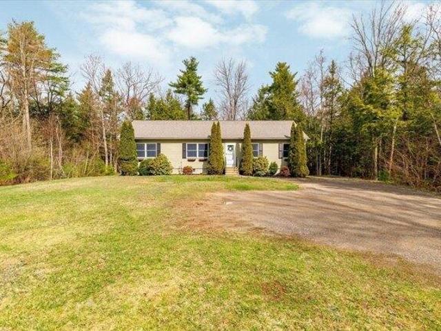 house with 3 bedroom, Templeton MA ES104649703