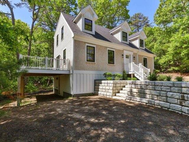 house with 3 bedroom, Teaticket MA ES105385904