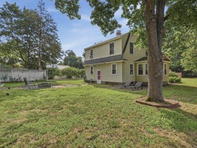 house with 3 bedroom, Tewksbury MA ES105534656